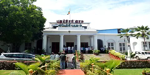 “பெரும்பான்மையை நிரூபியுங்கள்”- ஆளுநர் தமிழிசையின் உத்தரவில் இடம்பெற்றுள்ள அம்சங்கள் என்ன?