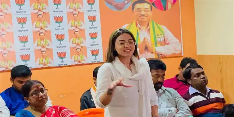 மேற்குவங்கம்: கொக்கைன் விவகாரத்தில் கைதாகியுள்ள பாஜக இளைஞரணி பாமெலா கோஸ்வாமி... யார் இவர்?