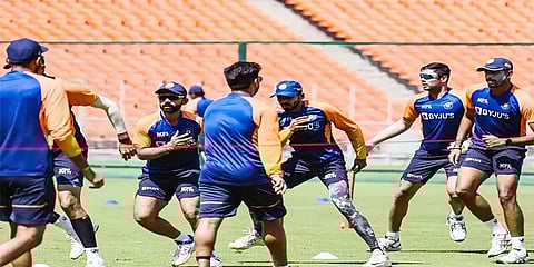 இந்தியா - இங்கிலாந்து மோதும் 3ஆவது டெஸ்ட்: தயார் நிலையில் உலகின் மிகப்பெரிய மைதானம்