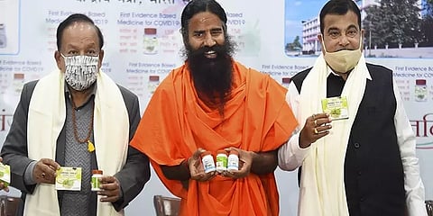 பதஞ்சலியின் நிகழ்ச்சியில் சுகாதாரத்துறை அமைச்சர்: சரமாரி கேள்வி எழுப்பிய மருத்துவ சங்கம்!