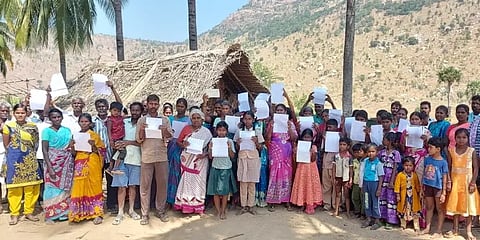 திருப்பத்தூர்:சாலை வசதியின்றி கால்கடுக்க நடக்கும் மலைக்கிராம மக்கள்.. கோரிக்கை நிறைவேறுமா?