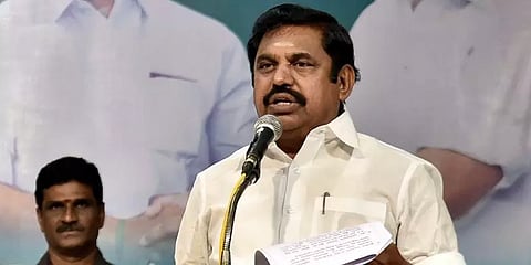 தமிழகத்தில் அரசு ஊழியர்களின் ஓய்வு பெறும் வயது வரம்பு 60 ஆக உயர்வு