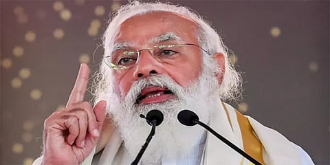 கோவை: அமைச்சர் வேலுமணி பெயரை மோடி சொன்னதும் கைதட்டால் அதிர்ந்த அரங்கம்