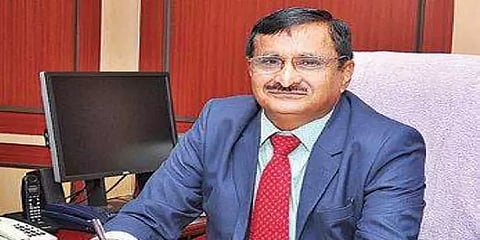 சூரப்பா மீதான விசாரணை அறிக்கை மீது இறுதி முடிவு எடுக்கக்கூடாது - நீதிமன்றம் உத்தரவு