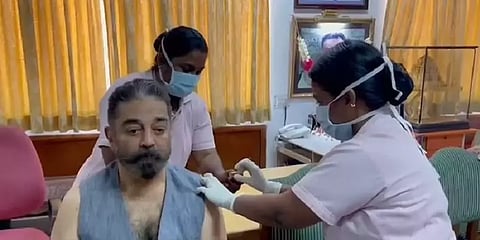 கொரோனா தடுப்பூசி செலுத்திக்கொண்டார் கமல்ஹாசன்