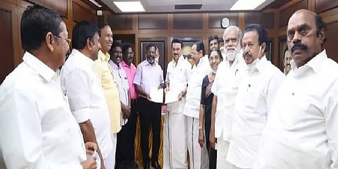 திமுக கூட்டணி: விடுதலைச் சிறுத்தைகள் கட்சிக்கு 6 தொகுதிகள் ஒதுக்கீடு