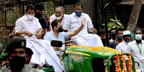 கேரளாவில் கட்சி மாறும் நிர்வாகிகள்... சமூக நீதியை உறுதிப்படுத்த தவறியதா காங்கிரஸ்?!