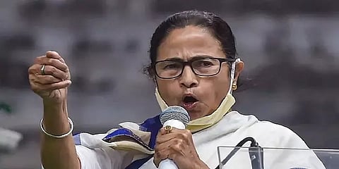 "நானும் ஓர் இந்து பெண்தான்!" - மேற்கு வங்க தேர்தல் களத்தில் பாஜகவுக்கு மம்தா பதிலடி