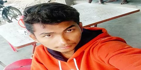 நாமக்கல்: நண்பர்கள் இருவர் மீது சரமாரி தாக்குதல்; ஒருவர் பலி - காதல் விவகாரமா என விசாரணை