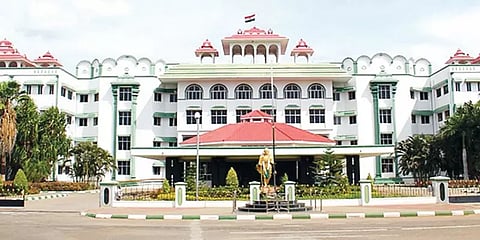 தமிழகத்தைத் தவிர பிற மாநிலங்களில் நீட் முறைகேடுகள் ஏதும் நிகழவில்லையா?-மதுரைக்கிளை கேள்வி!