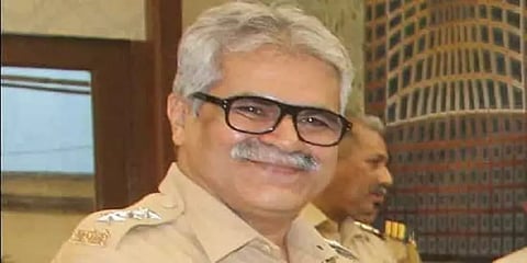 மும்பை: தாராவியின் கோவிட் ஹீரோ ஏ.சி.பி ரமேஷ் நங்கரே மாரடைப்பால் திடீர் மரணம்