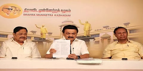 இலவசங்கள் இல்லை... பெண்கள், விவசாயிகள், இந்துக்களை குறிவைக்கும் திமுக வாக்குறுதிகள்!