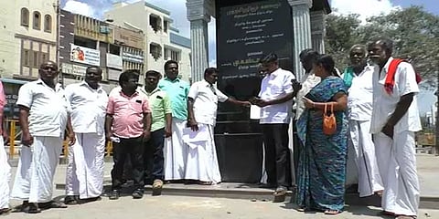 ’திமுகவுக்கு வாக்களிக்க மாட்டோம்’ - கருணாநிதி சிலையிடம் திருப்பரங்குன்றம் நிர்வாகிகள் மனு!