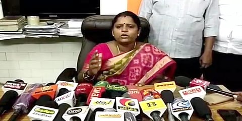 ”பிற கட்சிகளில் இருந்து எனக்கு அழைப்புவருகிறது”- சீட் கிடைக்காத அதிமுக எம்எல்ஏ கீதா பேச்சு