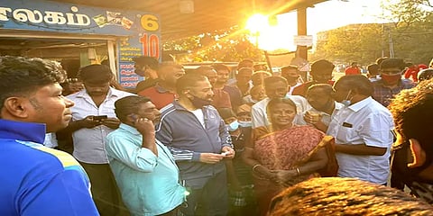 கோவை தெற்கில் நடைபயிற்சியுடன் மக்களை நேரில் சந்தித்த கமல்ஹாசன்