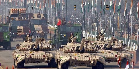 இந்தியாவின் ஆயுதங்கள் இறக்குமதி 33 சதவிதம் வீழ்ச்சி!