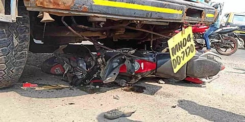 லாரி மோதி விபத்து: ஒரே குடும்பத்தை சேர்ந்த மூவர் உயிரிழப்பு