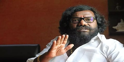 "அதிமுகவை தோற்கடிக்க வேண்டும்; சட்டப்பேரவை தேர்தலில் போட்டியில்லை" - கருணாஸ்