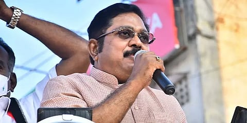 "வெற்றி நடை போடவில்லை... தமிழகம் தத்தளிக்கிறது!" - டிடிவி தினகரன்