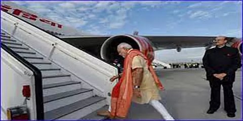 கொரோனா பரவல்... ஓராண்டுக்குப் பின் வெளிநாடு பயணம் செல்லும் பிரதமர் மோடி!