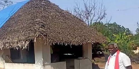 எளிமையால் அதிரவைக்கும் வேட்பாளர்... கூரை வீட்டிலிருந்து புறப்பட்ட சமூக போராளி!