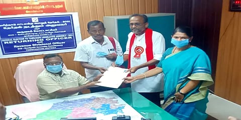 “ஐடி ரெய்டு மூலம் எதிர்க்கட்சிகளை அச்சுறுத்தப் பார்க்கிறது பாஜக” - கனிமொழி குற்றச்சாட்டு