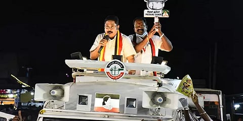 "பண மூட்டையை நம்பும் அதிமுக; பகல் கனவு காணும் திமுக!" - டிடிவி தினகரன் விமர்சனம்