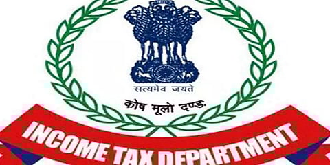 அமைச்சர் எம்.சி.சம்பத்தின் ஆதரவாளர்கள் வீடுகளில் 2-ஆவது நாளாக நீடிக்கும் ஐ.டி. ரெய்டு