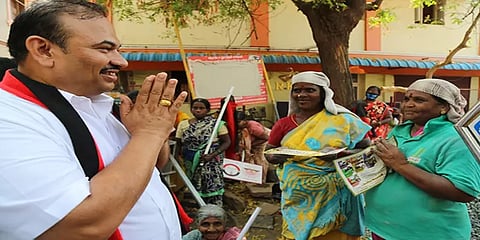 ”அரசியலுக்கு புதுசு, அதான் நிர்வாகிகள் பேச தெரியல”- பரப்புரையில் திமுக வேட்பாளர் ஓபன் டாக்