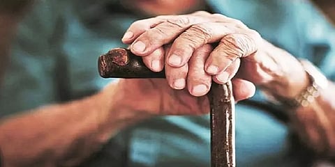 கொரோனா மறுதொற்று அபாயம் - 65 வயதுக்கு மேற்பட்டோருக்கு எச்சரிக்கை!