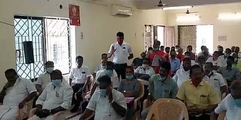 "அடைமொழி பெயர் வச்சா ஆதாரத்த காட்டித்தான் ஆகணும்’’ - வேட்புமனு பரிசீலனையில் சலசலப்பு!