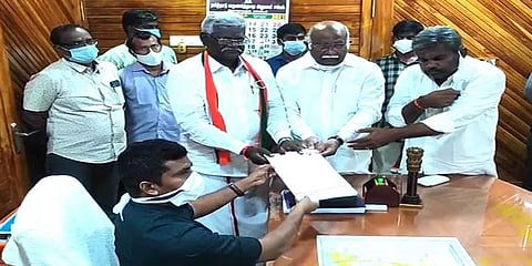 பிரசாரத்திற்கு வராத அதிமுக தலைவர்கள்... கவலையில் ராமநாதபுரம் தொகுதி பாஜக வேட்பாளர்!