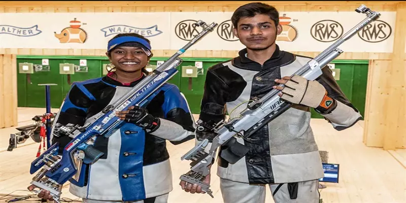 உலகக்கோப்பை துப்பாக்கி சுடுதல் : 10மீ ஏர் ரைபிள் கலப்பு இரட்டையரில் இந்தியாவுக்கு தங்கம்