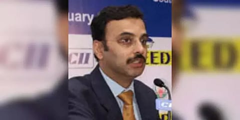 கொரோனா பரவல்: கூடுதல் கட்டுப்பாடுகள் தேவையா? - தலைமைச்செயலர் ஆலோசனை