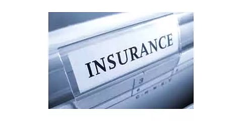 காப்பீடு துறையில் அந்நிய முதலீட்டை 74% உயர்த்த அனுமதி