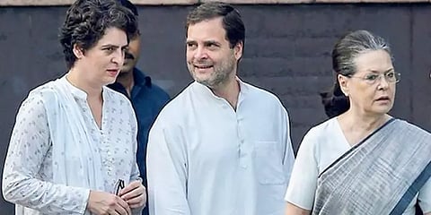 சோனியா, ராகுல், பிரியங்கா, அசோக் கெலாட்: காங்கிரஸ் நட்சத்திர பரப்புரையாளர் பட்டியல்