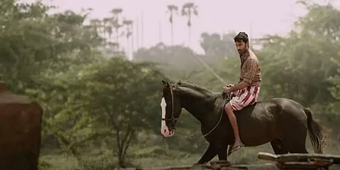 ”அடிச்சு துரத்து கர்ணா” - யூடியூப் ட்ரெண்ட்டிங்கில் முதலிடம் பிடித்த 'கர்ணன்' டீஸர்