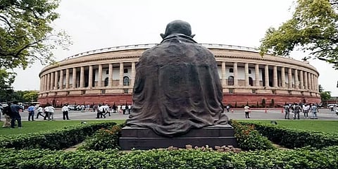 தேர்தல் களம், கொரோனா பரவல்: முன்கூட்டியே முடிவுக்கு வருகிறது நாடாளுமன்ற கூட்டத்தொடர்!