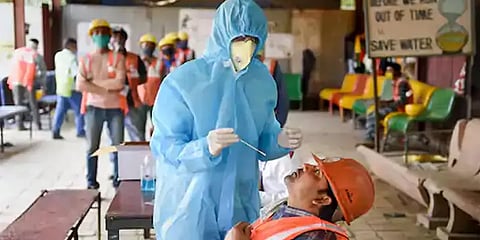 "கொரோனா 2 ஆவது அலை மே மாதம் வரை நீடிக்கும்" - எஸ்பிஐ நிபுணர் குழு கணிப்பு