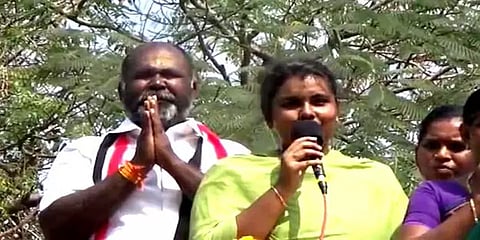 "அப்பாக்கு ஓட்டு போடுங்க"-அமைச்சர் ஆர்.பி.உதயகுமாருக்கு வாக்கு சேகரித்த மகள்