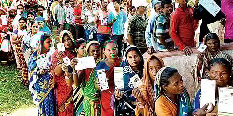 2016-ல் மம்தா, 2019-ல் பாஜக, 2021..? - ஜங்கிள் மஹாலும் மேற்கு வங்க பழங்குடி மக்களும்!