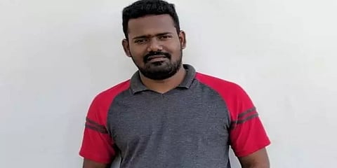 அமைச்சர் விஜயபாஸ்கரின் சகோதரருக்கு தொடர்புடையவர் வீட்டில் வீட்டி திடீர் ஐ.டி ரெய்டு