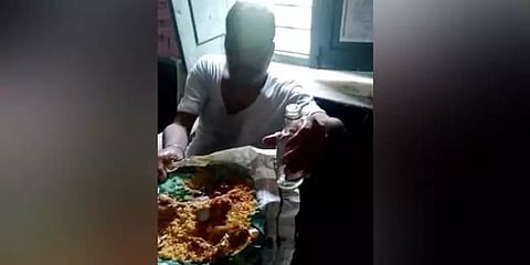 ஆந்திரா: வகுப்பறையில் மது அருந்திய ஆசிரியர் சஸ்பெண்ட்