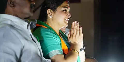 'தமிழகத்தில் ஜெயலலிதாவின் ஆட்சி நடக்கிறது; சிறுபான்மையினர் என்னை ஆதரிப்பார்கள்' - குஷ்பு