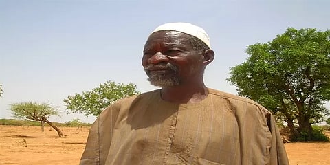 பாலைவனத்தை பூங்காவனமாக மாற்றிய 70 வயது முதியவர்!