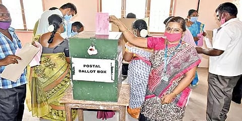 தபால் வாக்குப்பதிவு குறித்த நீதிமன்ற அவமதிப்பு வழக்கு: உயர் நீதிமன்றம் முடித்துவைப்பு