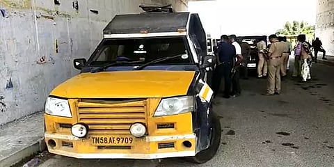 நெல்லை: பறக்கும்படை வாகன சோதனையில் சிக்கிய 12.89 கோடி மதிப்பிலான தங்க நகை பறிமுதல்