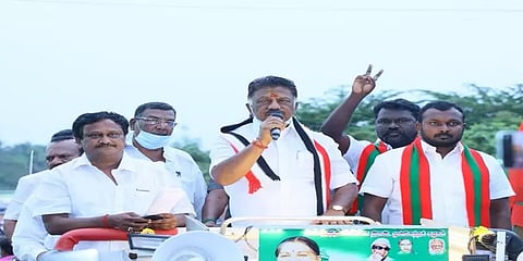 ஒரே கட்சியில் இருந்த 3 பேர் எதிரெதிர் அணியில் மோதும் ஓபிஎஸ்ஸின் போடி தொகுதி!