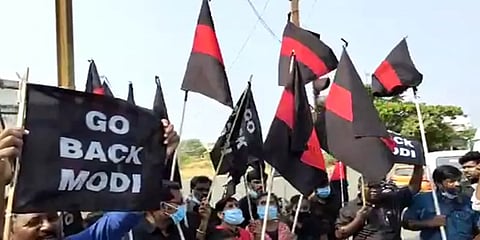 பிரதமர் மோடி வருகைக்கு கருப்புக் கொடி காட்டி எதிர்ப்பு - கோவை, ஈரோட்டில் ஆர்ப்பாட்டம்