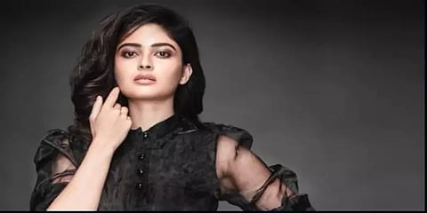 சந்தானம் பட ஹீரோயினுக்கு கொரோனா தொற்று!